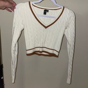 Windsor cropped sweater size xs